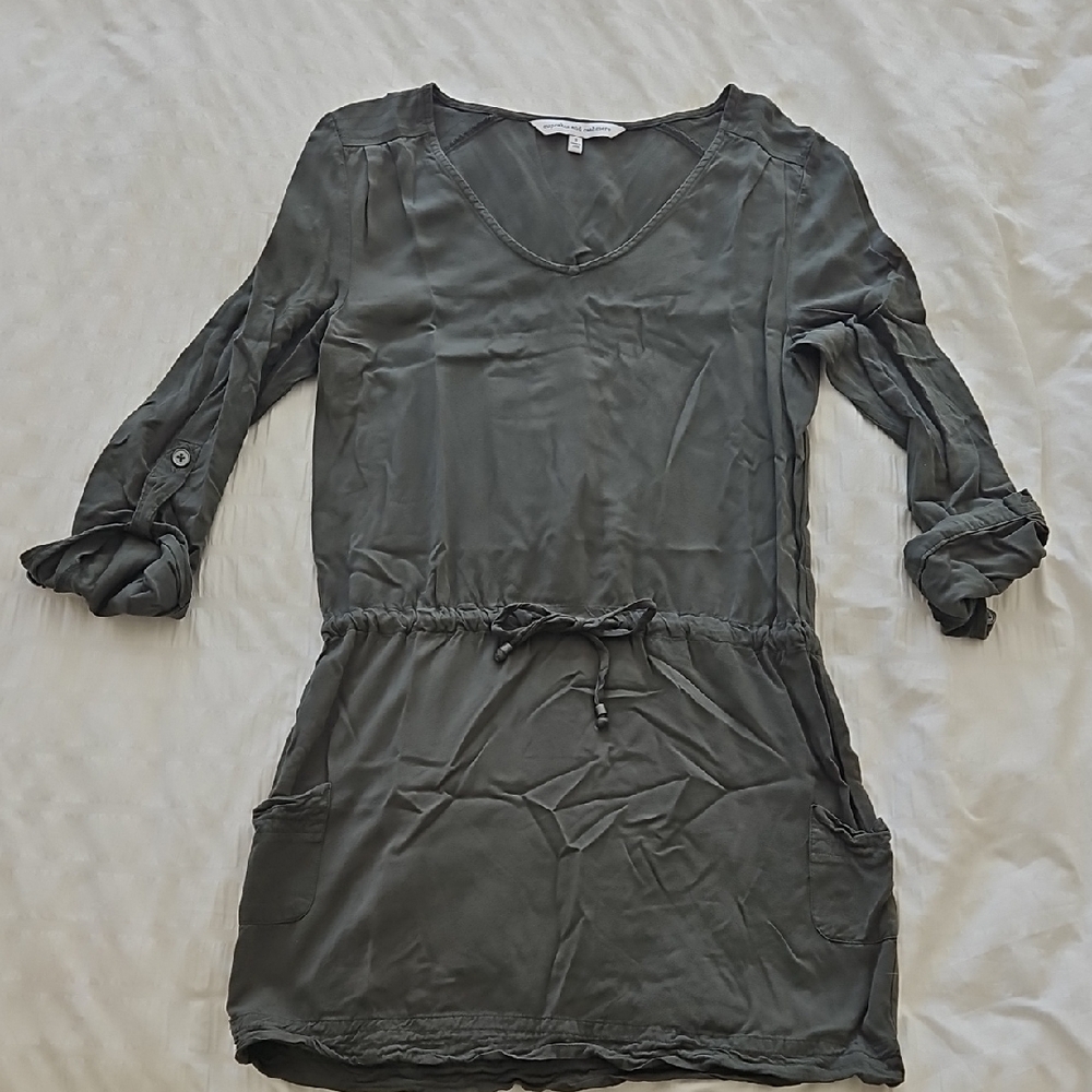 cupcakes & cashmere Olive Green Long Sleeve Dress